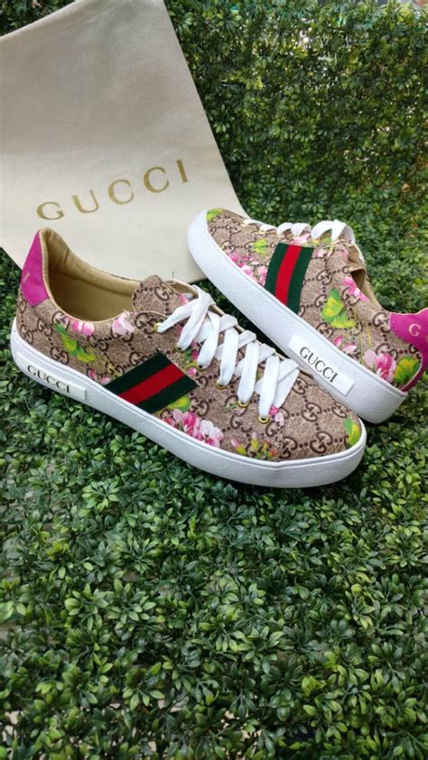 tenis gucci flores precio